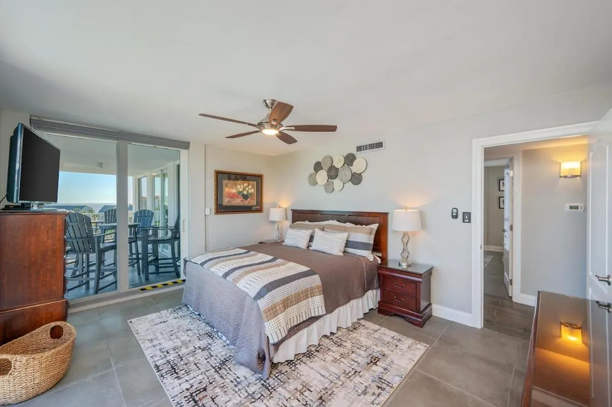 3051 Shoreline Towers -2 Free 4-Hr Pontoon With 7+ Nights Destin Holiday home