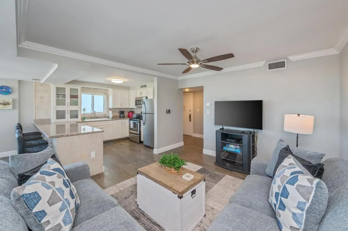 3051 Shoreline Towers -2 Free 4-Hr Pontoon With 7+ Nights Destin Holiday home